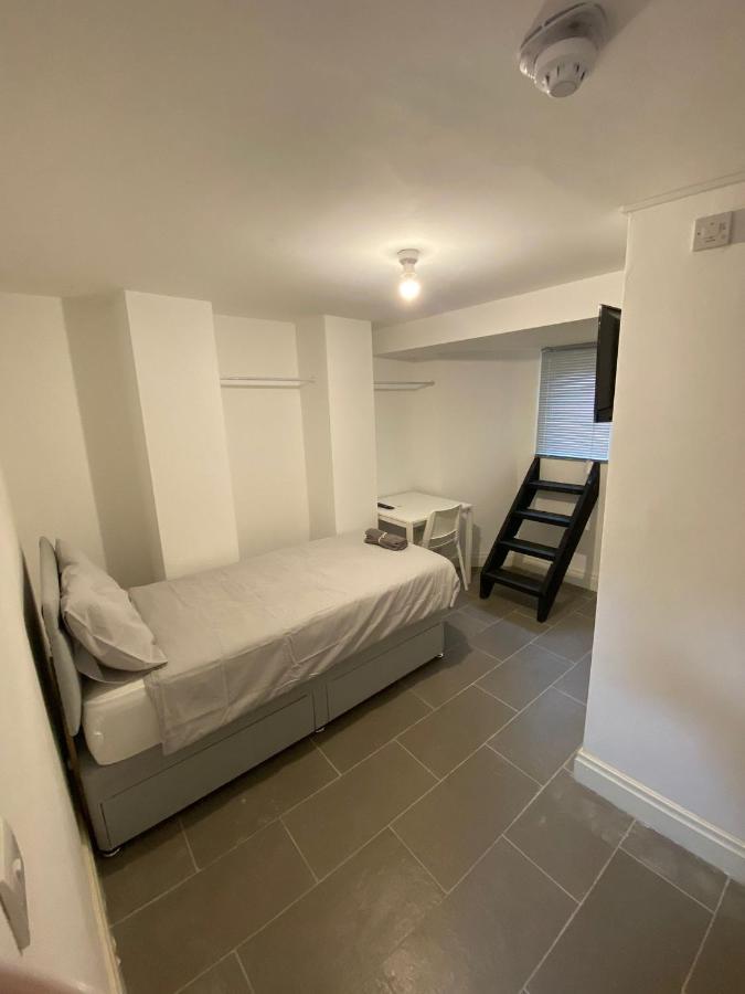 Hôtel 174 Boaler Street à Liverpool Extérieur photo
