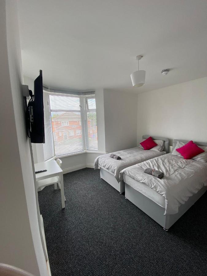 Hôtel 174 Boaler Street à Liverpool Extérieur photo